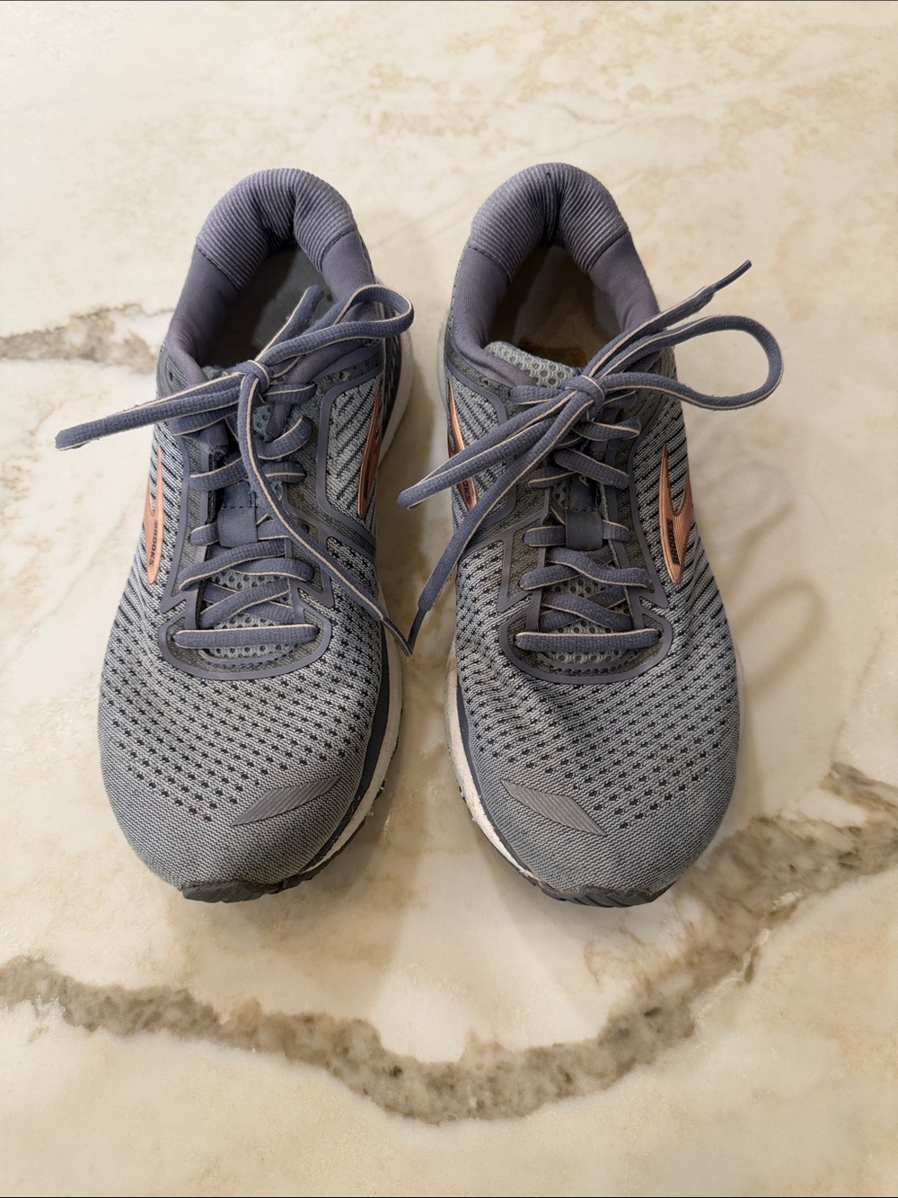 Women’s Brooks adrenaline 20 size 6.5